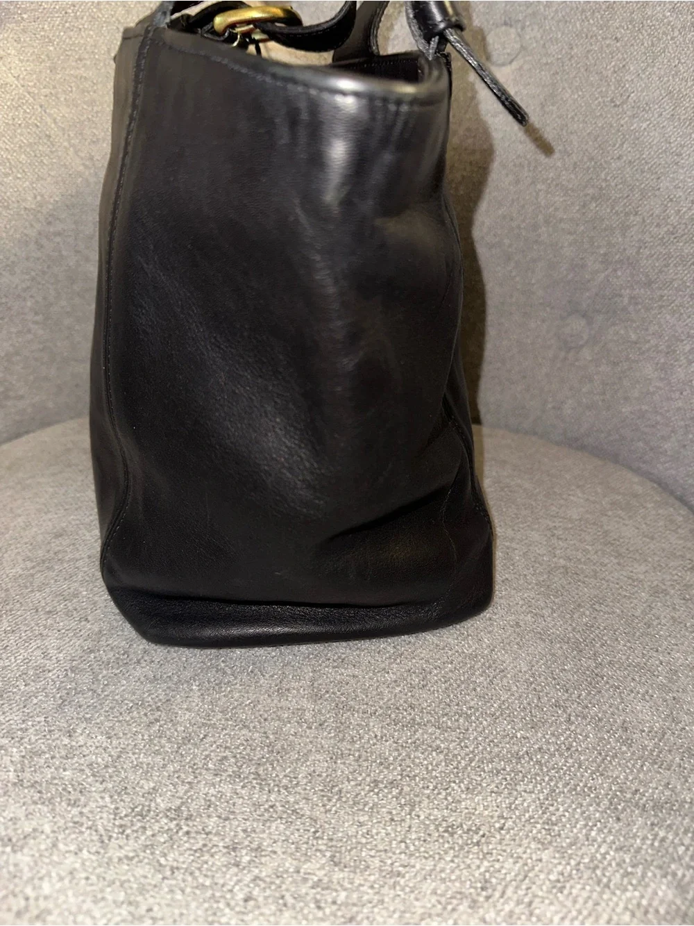 Vintage Coach  Black Waverly Leather  tote.  4133